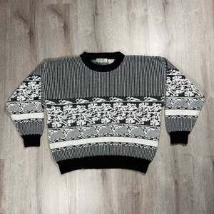 Mens Club International by Tip Top Vintage Geometric Knit Crewneck Sweater